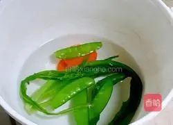 Illustration of how to make sunflower 🌻fried rice 6