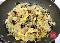 Illustration of how to make fried rice noodles 6