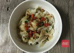 Illustration of how to make wontons 14