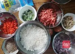 Illustration of making sausage golden chicken fried rice 1