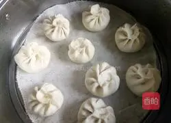 Illustration of how to make meat buns 6