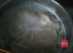 Cabbage soup noodles Practice illustration 4