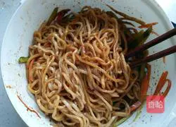 Illustration of how to make noodles 4