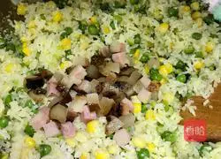 Chinese cured meat Illustration of how to make fried rice 7