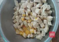 Illustration of how to make colorful egg steamed buns 2