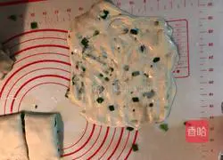 Illustration of how to make scallion egg pancake 9