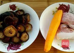 Illustration of how to make mushroom bun stuffing 1