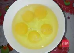 Illustration of how to make egg and fennel buns 4