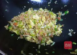 Illustration of how to make cabbage fried rice 15