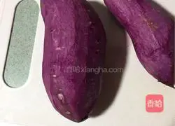 Purple Sweet Potato and Sesame Cake Recipe Illustration 1