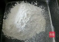 Oil Illustration of how to make scallion noodles 1