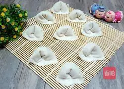 Illustration of how to make zucchini dumplings 7