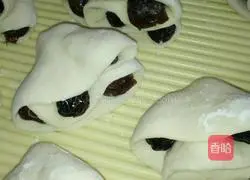 Illustration of making jujube steamed buns 6