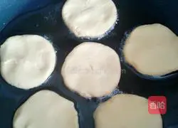 Illustration of how to make sweet potato pancakes 5