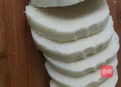 Illustration of how to make fried old noodle steamed buns 2