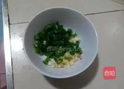 Illustration of how to make wontons 1