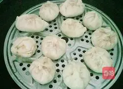 Illustration of how to make carrot and meat buns 9