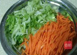 Illustration of how to make egg fried rice 1