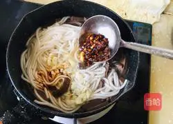 Potato powder duck blood and mutton soup recipe 7