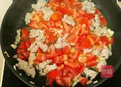 Illustration of how to make tomato minced meat noodles 4