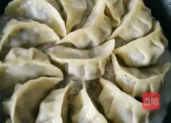 Illustration of how to make ice flower dumplings 9