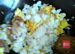 Super simple recipe of sausage and egg fried rice 2