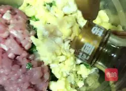 Illustration of how to make cabbage dumplings 15