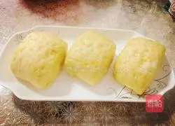 Illustration of how to cut steamed buns with pumpkin knife 9