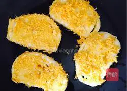 Illustration of how to make pan-fried steamed buns 7