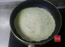 Illustration of how to make green onion egg pancake 7