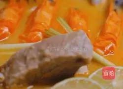 Home version of Tom Yum Beef Noodle Recipe Illustration 12