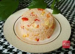 Illustration of how to make tomato and egg fried rice 9