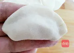 Illustration of how to make carrot and tofu dumplings 18