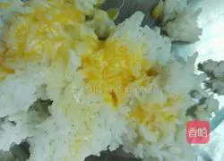 Egg Fried Rice Recipe Illustration 3