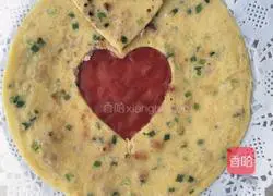 Illustration of how to make love lean meat egg pancake 10