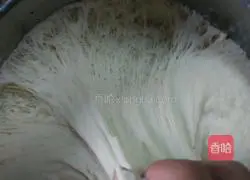 Illustration of how to make three-color shredded radish buns 1