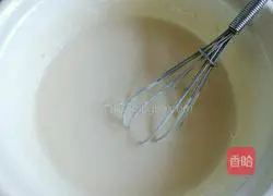 Illustration of how to make banana waffles 4