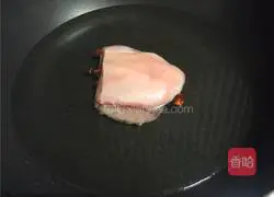 Illustration of how to make cold noodles with shredded chicken 2