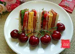 Illustration of how to make strawberry jam sandwich 7