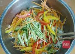 Illustration of how to make sesame sauce noodles 8