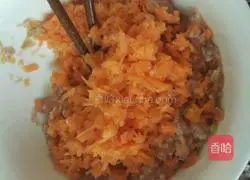 Illustration of how to make carrot stuffed buns 8