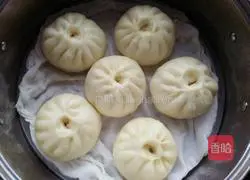How to make steamed buns (pumpkin, spring bamboo shoots and shredded meat buns) 7