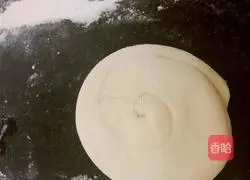 Illustration of how to make sesame cakes 7