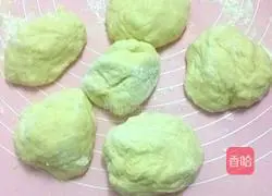 Illustration of how to make love steamed buns 8