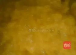 Illustration of how to make pumpkin buns 1