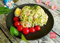 Illustration of how to make cucumber noodles 6