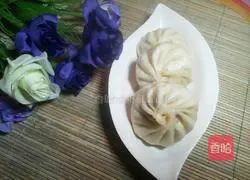 Illustration of how to make big meat buns 15