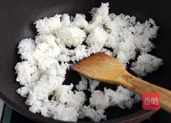 Golden Egg Fried Rice Recipe Illustration 4