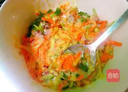 Illustration of how to make chicken tenders, mixed vegetables and egg pancakes 4