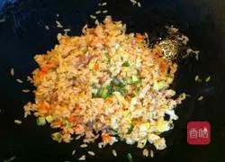 Illustration of how to make fried rice with cabbage and minced meat 18